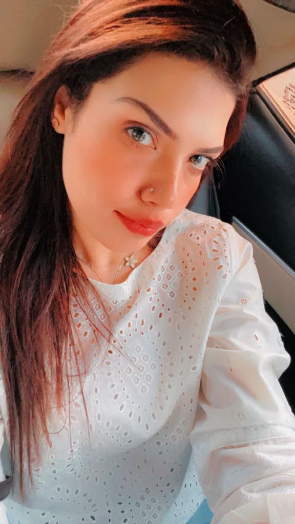 babe0Carmen Female,5'3 or under(160cm),Blonde,Spanish,66-70kg