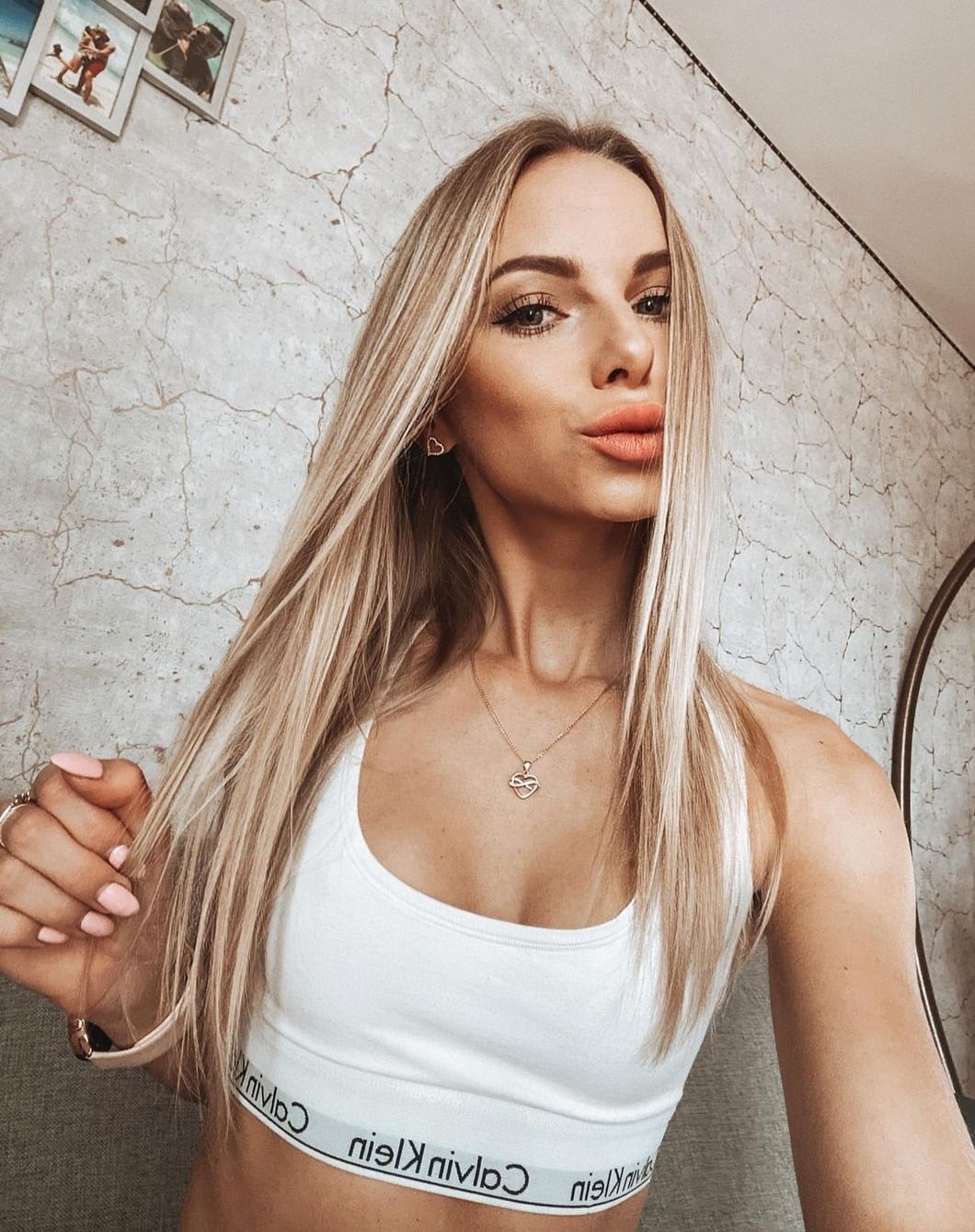 Sexy Jasmine28 Female,Bisexual,Tall,Arabian,Disabled