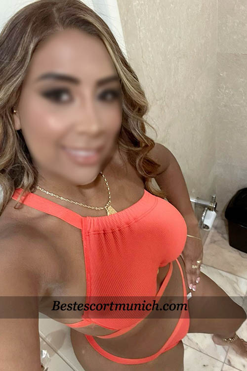 SophiaBB1 5'3 or under(160cm),Tall,Brown, 75kg,Ladies