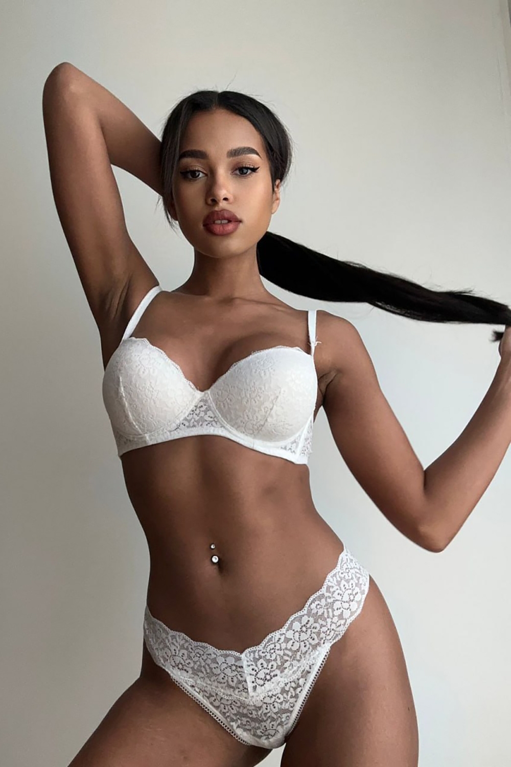 0Summer26Babe Bisexual,Spanish,G cup,Green,Thai