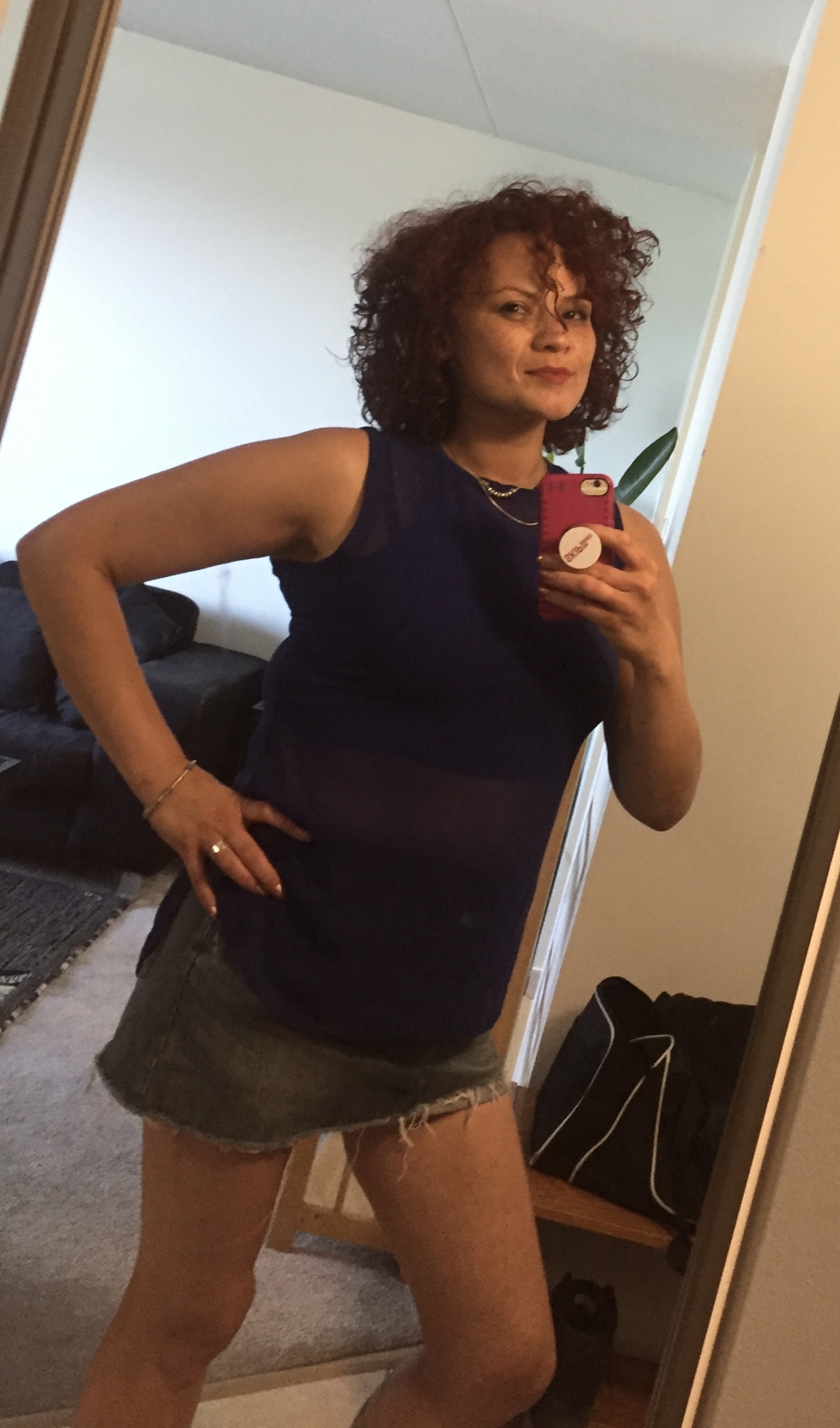 27Young0Dee Female,Bisexual,Blonde,F cup,66-70kg